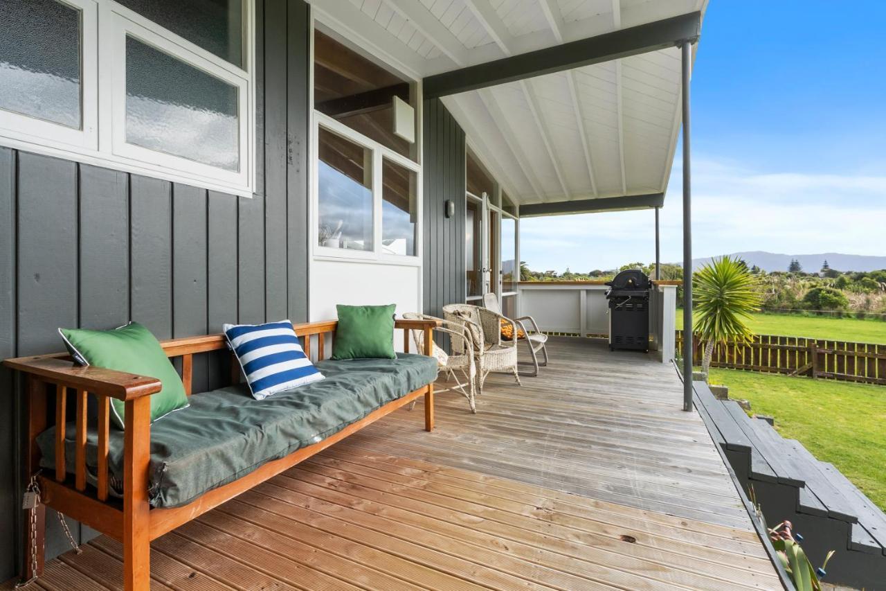 Queenie - Waikanae Beach Holiday Home 外观 照片